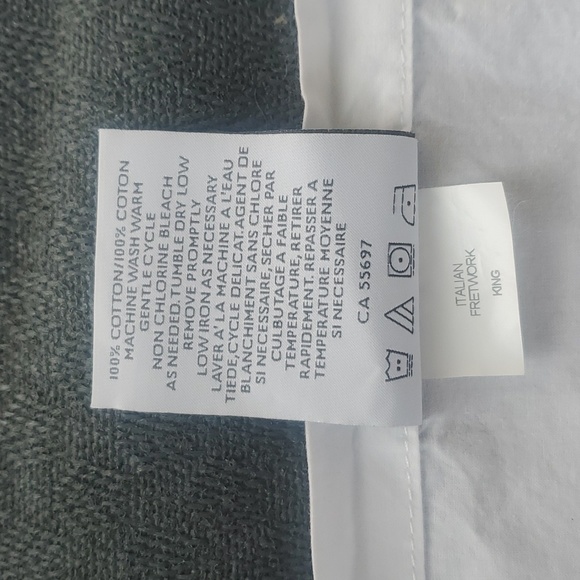 Restoration Hardware - Picture 3 of 5